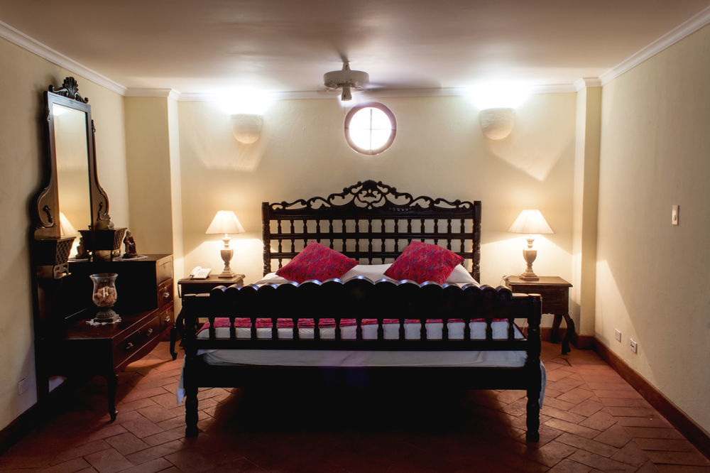 Hotel Boutique Casa Cordoba Estrella Картахена Экстерьер фото
